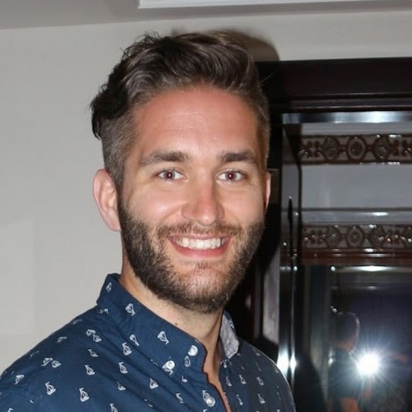 Meet your Posher, Chris - Picture 1 of 1
